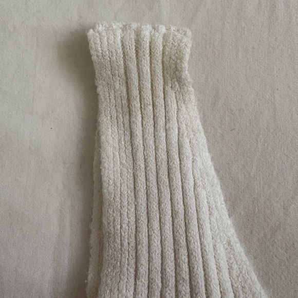 Brandy Melville Knit Tank Top - Picture 9 of 11